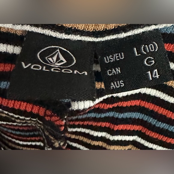 Volcom Cropped Striped Tank - Picture 4 of 4